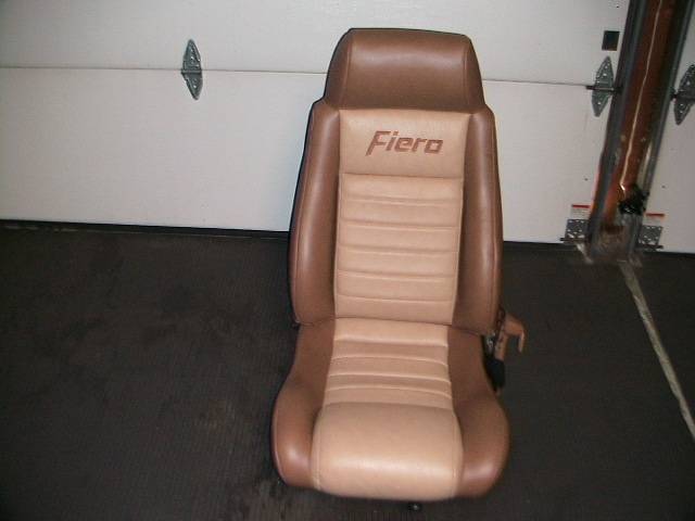Pontiac-fiero-gt-1988-white-15