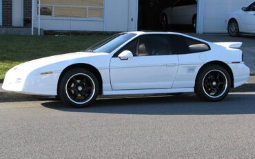 Pontiac-fiero-gt-1988-white-20