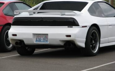 Pontiac-fiero-gt-1988-white-4
