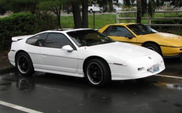 Pontiac-fiero-gt-1988-white-5