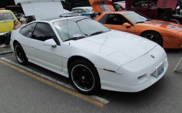 Pontiac-fiero-gt-1988-white-8