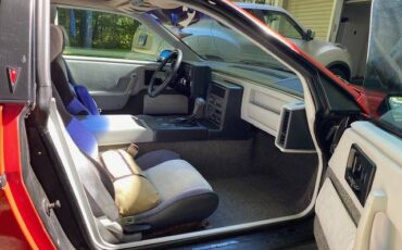 Pontiac-fiero-se-1985-red-6