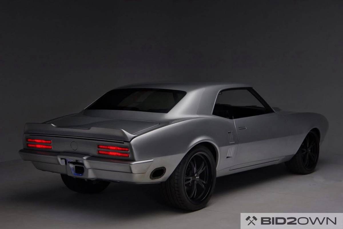 Pontiac-firebird-1967-silver-2