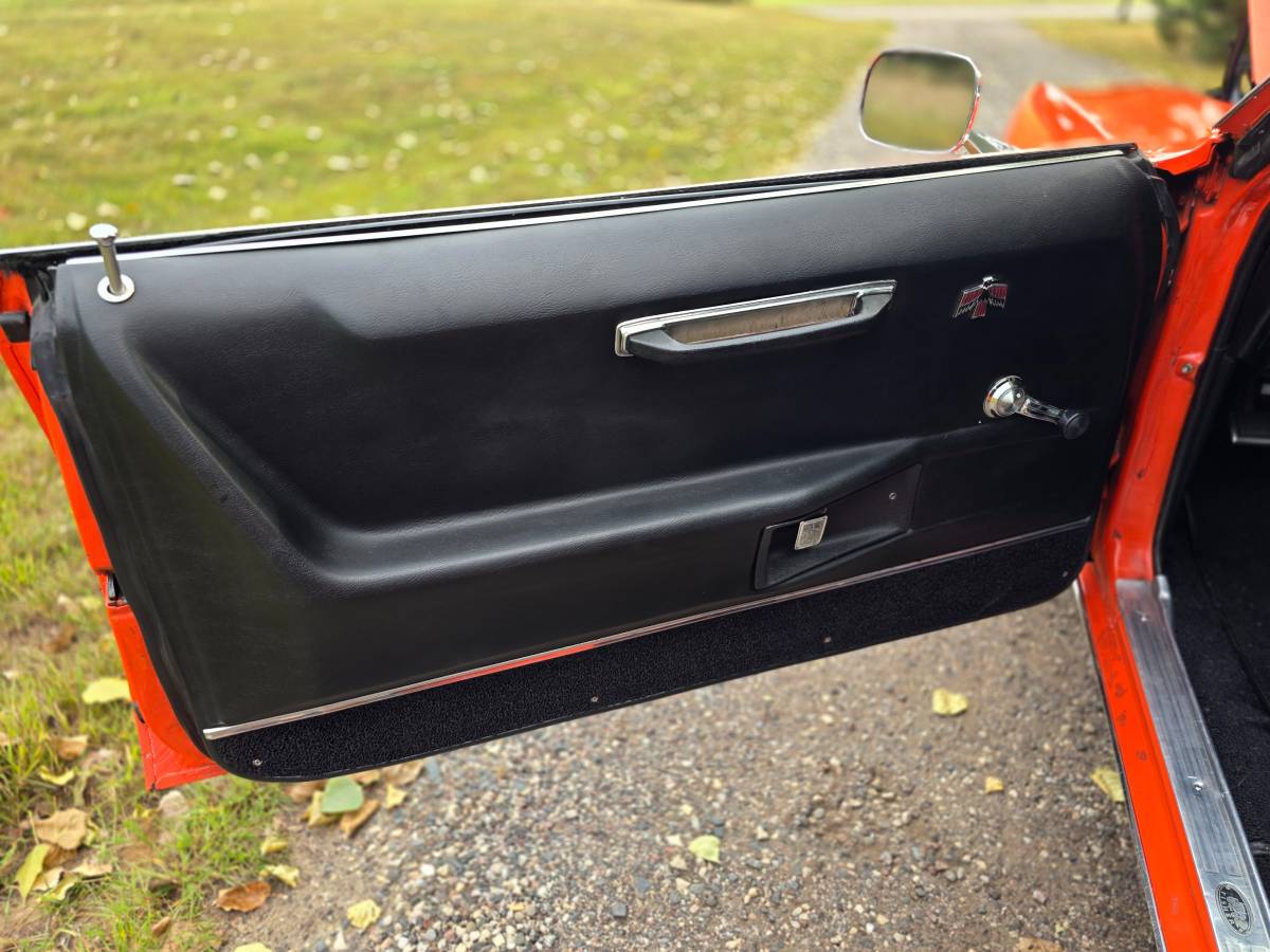 Pontiac-firebird-1969-orange-17