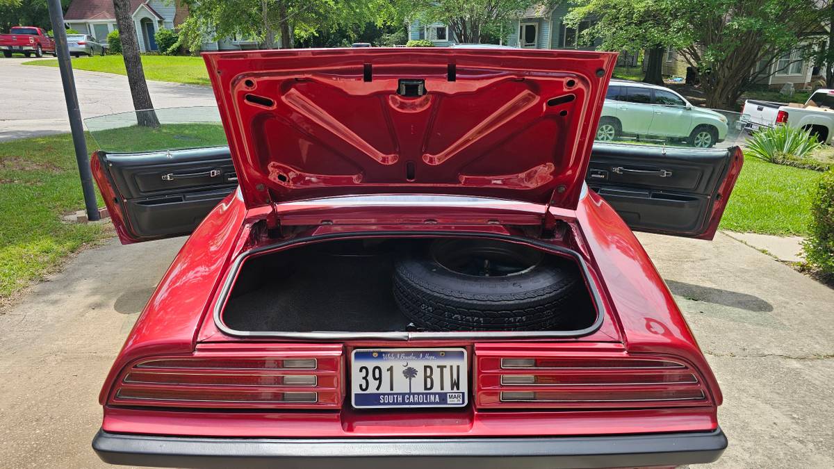 Pontiac-firebird-1975-red-9