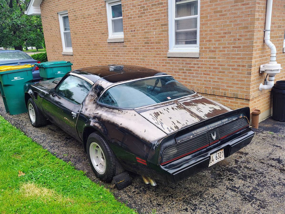 Pontiac-firebird-1980-black-4