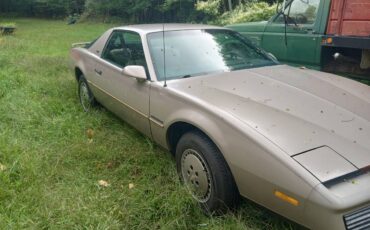 Pontiac-firebird-1983-3