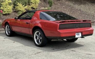Pontiac-firebird-1984-red