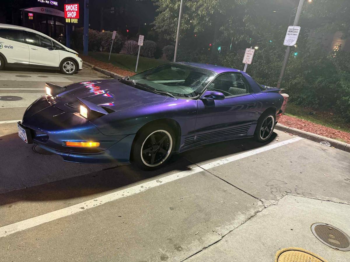 Pontiac-firebird-1995-3