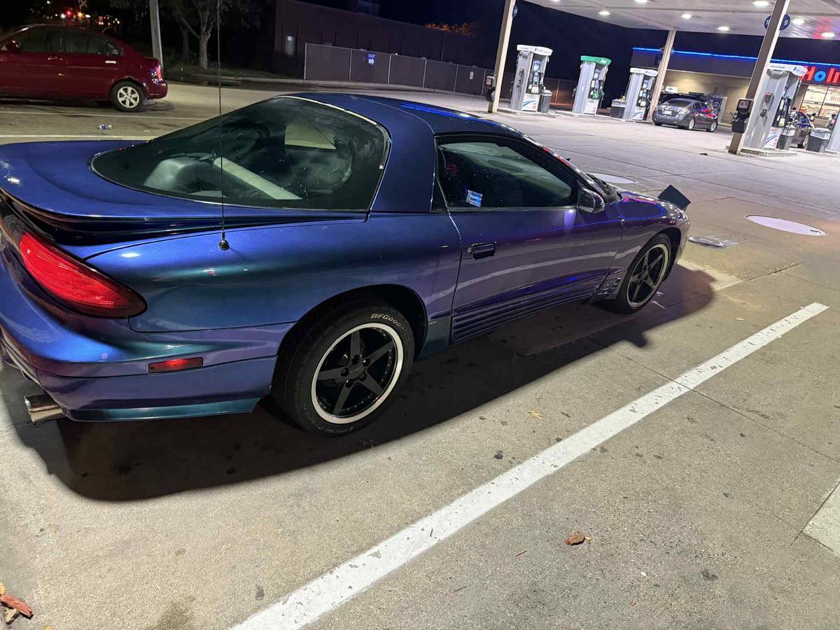 Pontiac-firebird-1995-5