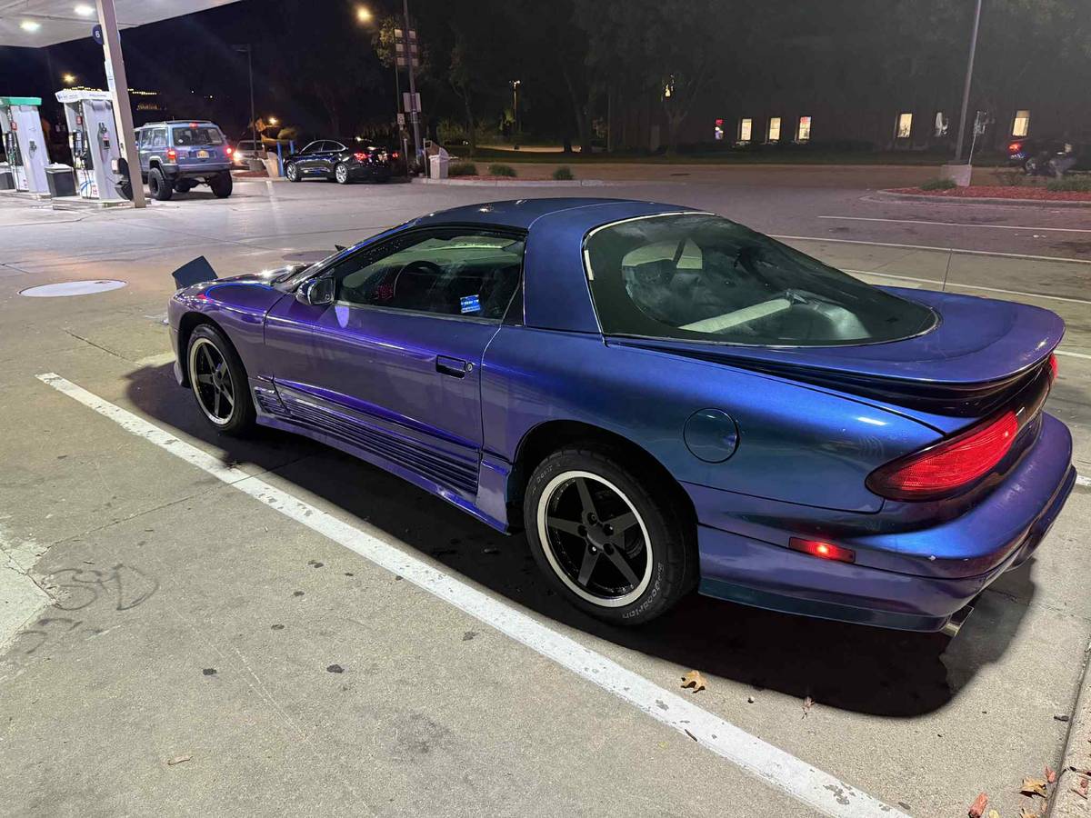 Pontiac-firebird-1995-6