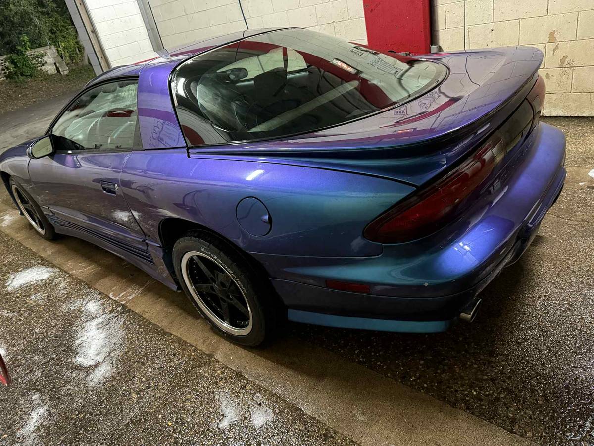 Pontiac-firebird-1995-7