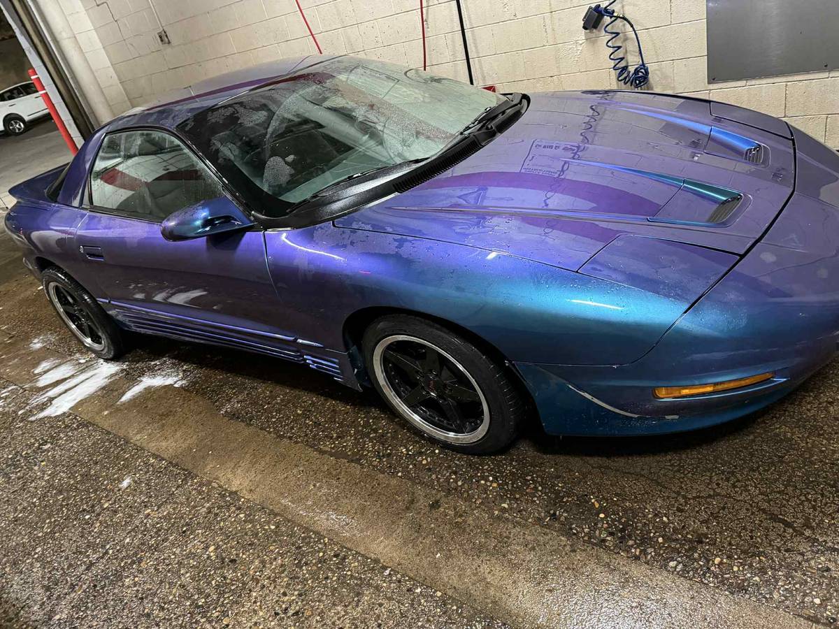 Pontiac-firebird-1995-9