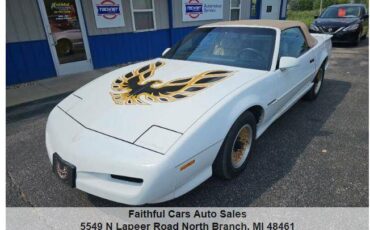 Pontiac-firebird-convertible-1991-white-8