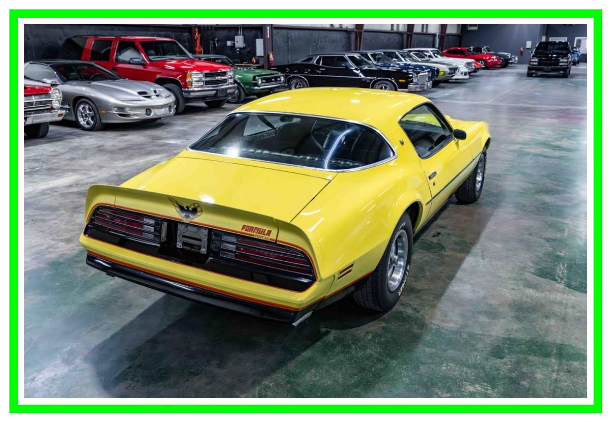 Pontiac-firebird-formula-1976-yellow-1