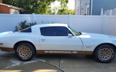 Pontiac-firebird-formula-1978-white-2