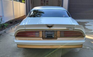 Pontiac-firebird-formula-1978-white-4