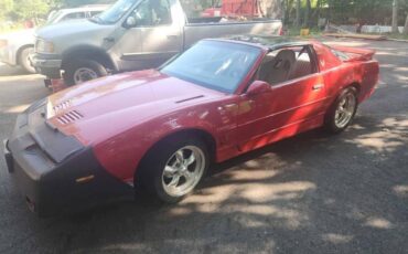 Pontiac-firebird-gta-1989-4