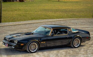 Pontiac-firebird-trans-am-1977-black-3