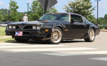 Pontiac-firebird-trans-am-1977-black-4