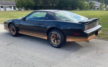 Pontiac-firebird-trans-am-1984-black-2