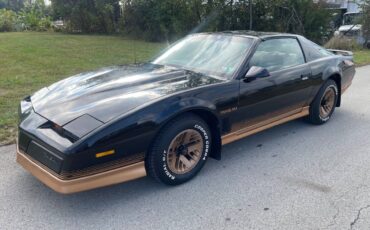 Pontiac-firebird-trans-am-1984-black