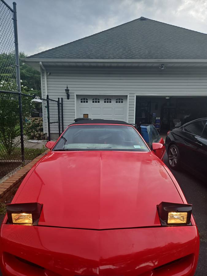 Pontiac-firebird-trans-am-1992-red-1