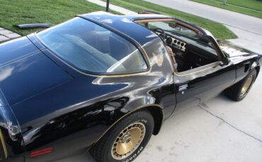 Pontiac-firebird-trans-am-ws6-y84-1981-3