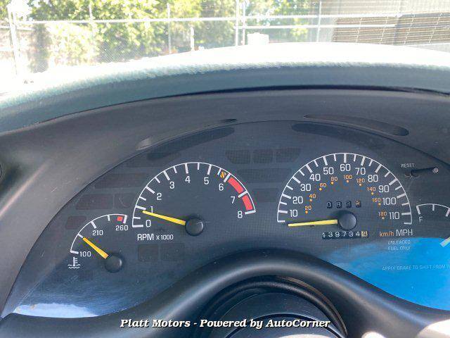 Pontiac-gran-prix-1995-white-23