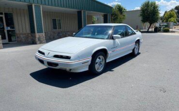 Pontiac-gran-prix-1995-white