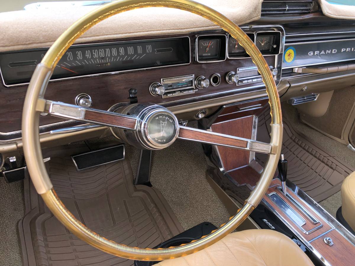 Pontiac-grand-prix-1966-14
