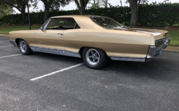 Pontiac-grand-prix-1966-2