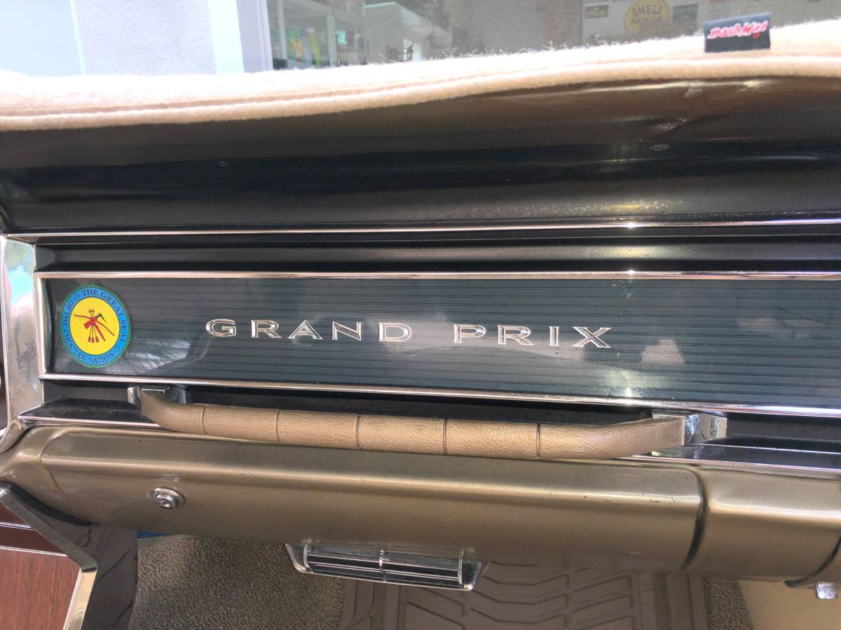 Pontiac-grand-prix-1966-22