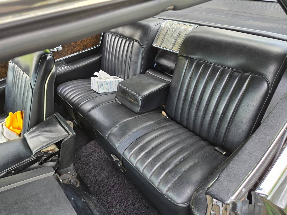 Pontiac-grand-prix-1968-grey-13