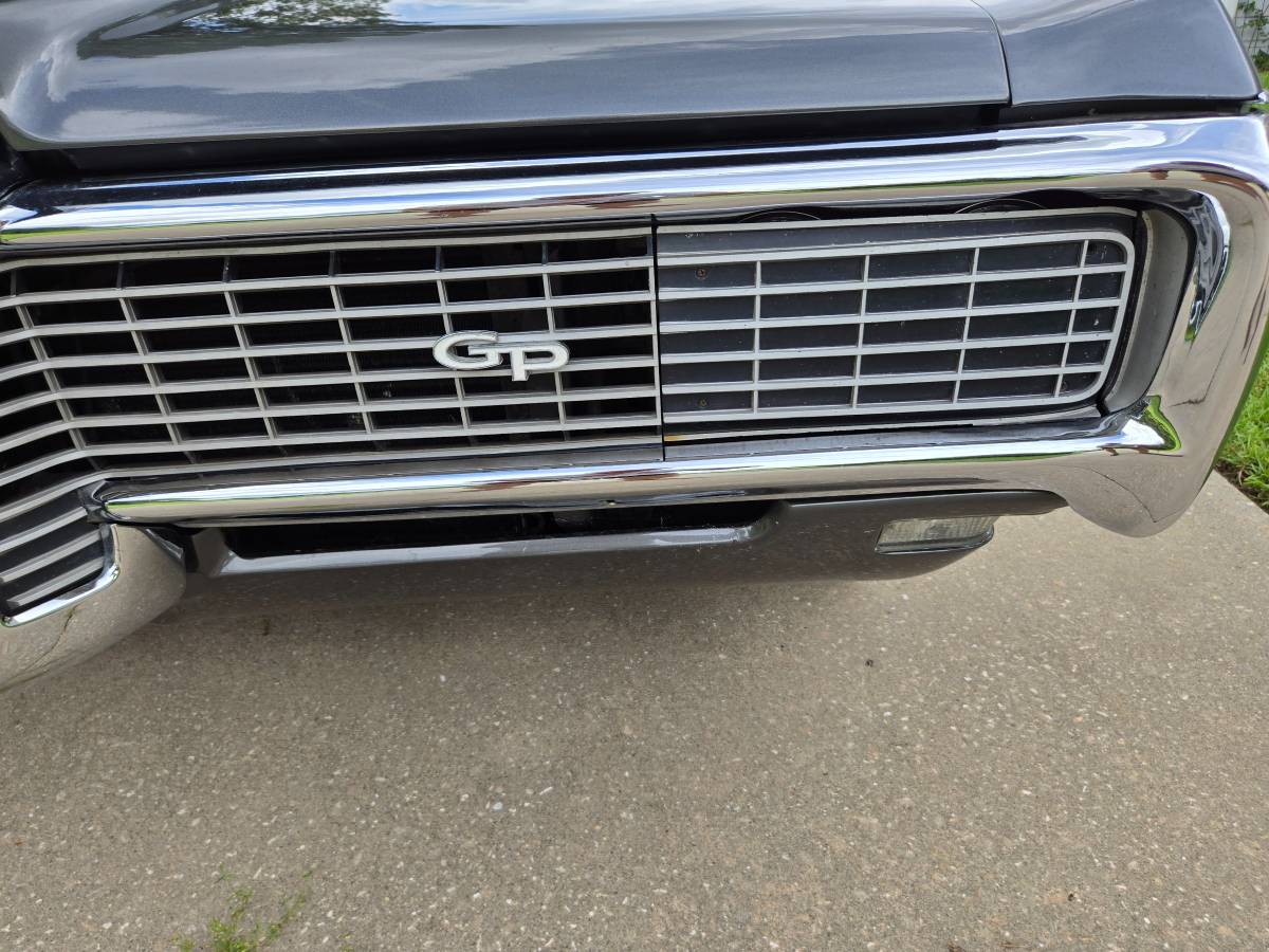 Pontiac-grand-prix-1968-grey-17