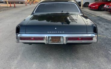 Pontiac-grand-prix-1969-1