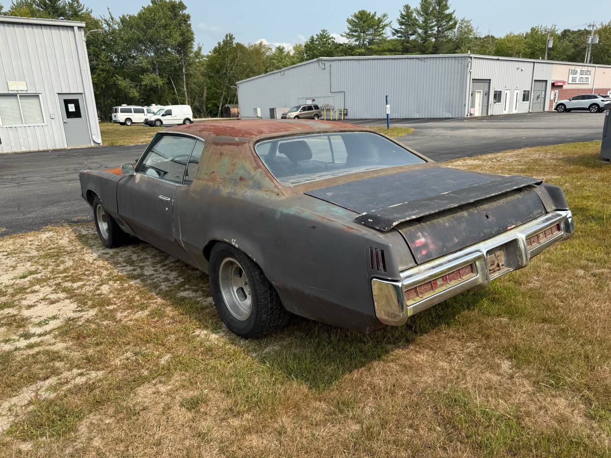 Pontiac-grand-prix-1970-black-2
