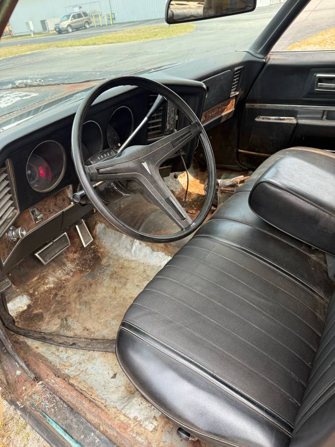 Pontiac-grand-prix-1970-black-3