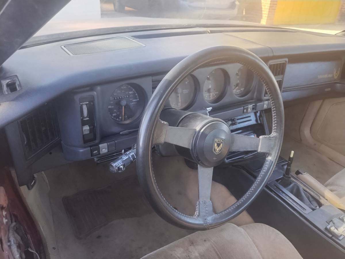 Pontiac-gta-trans-am-1989-8