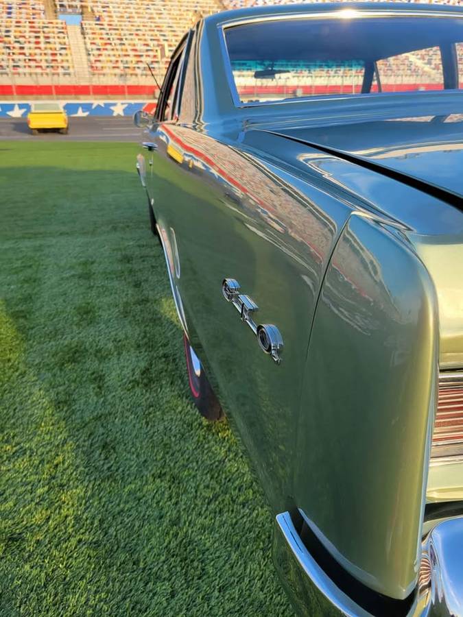 Pontiac-gto-1964-green-3