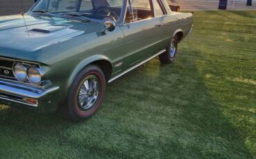 Pontiac-gto-1964-green-4