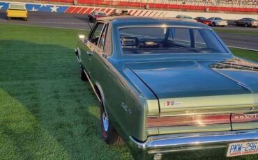Pontiac-gto-1964-green-5