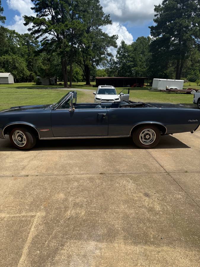 Pontiac-gto-1965-blue-15
