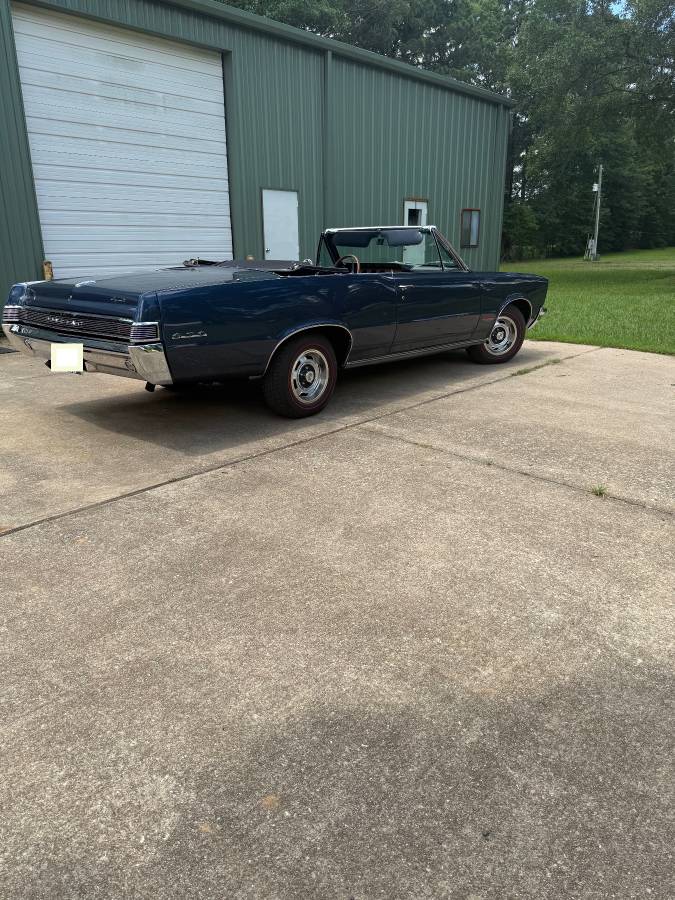 Pontiac-gto-1965-blue-17