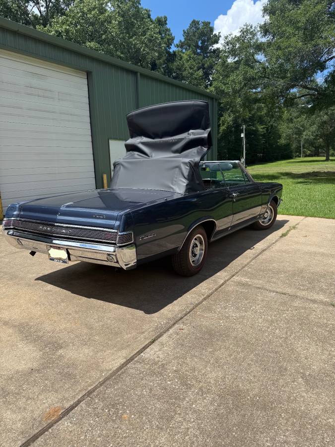 Pontiac-gto-1965-blue-2