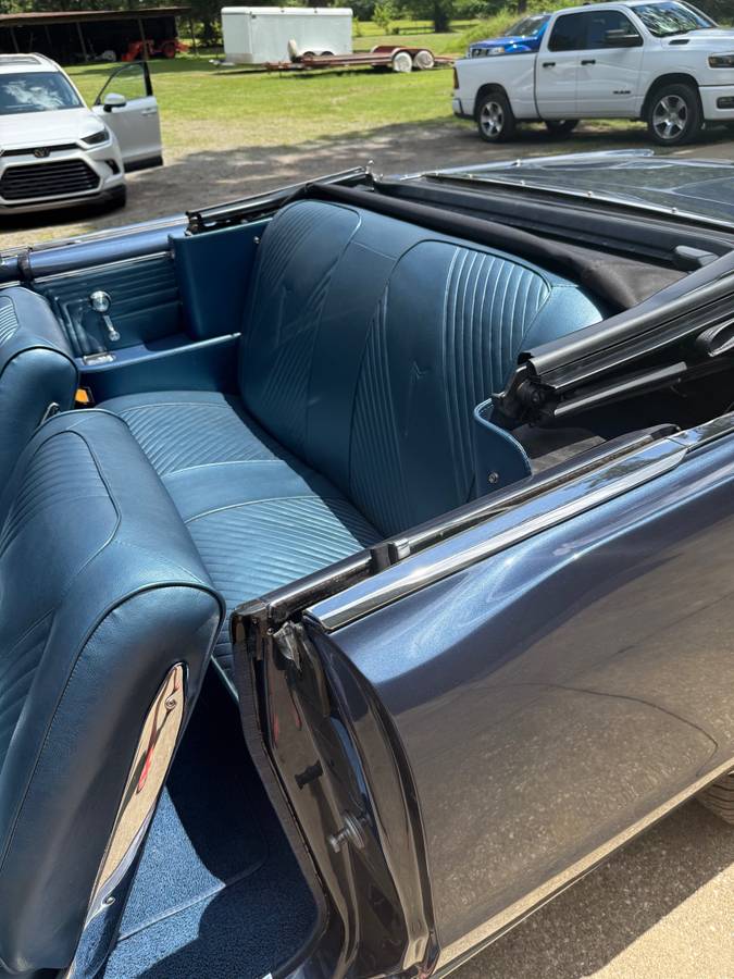 Pontiac-gto-1965-blue-4