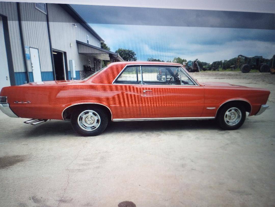 Pontiac-gto-1965-red-2
