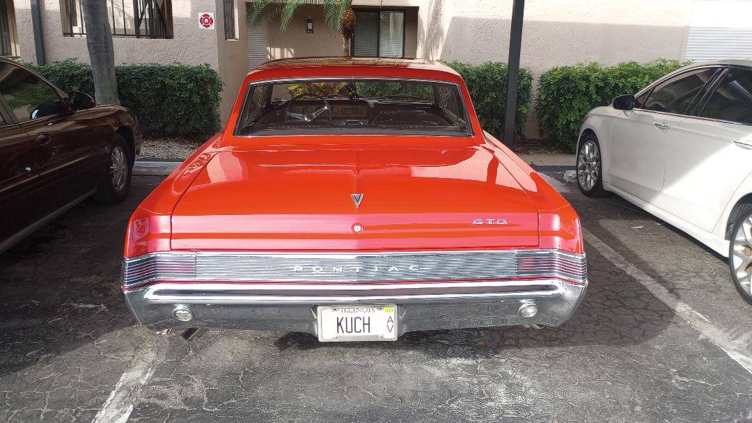 Pontiac-gto-1965-red