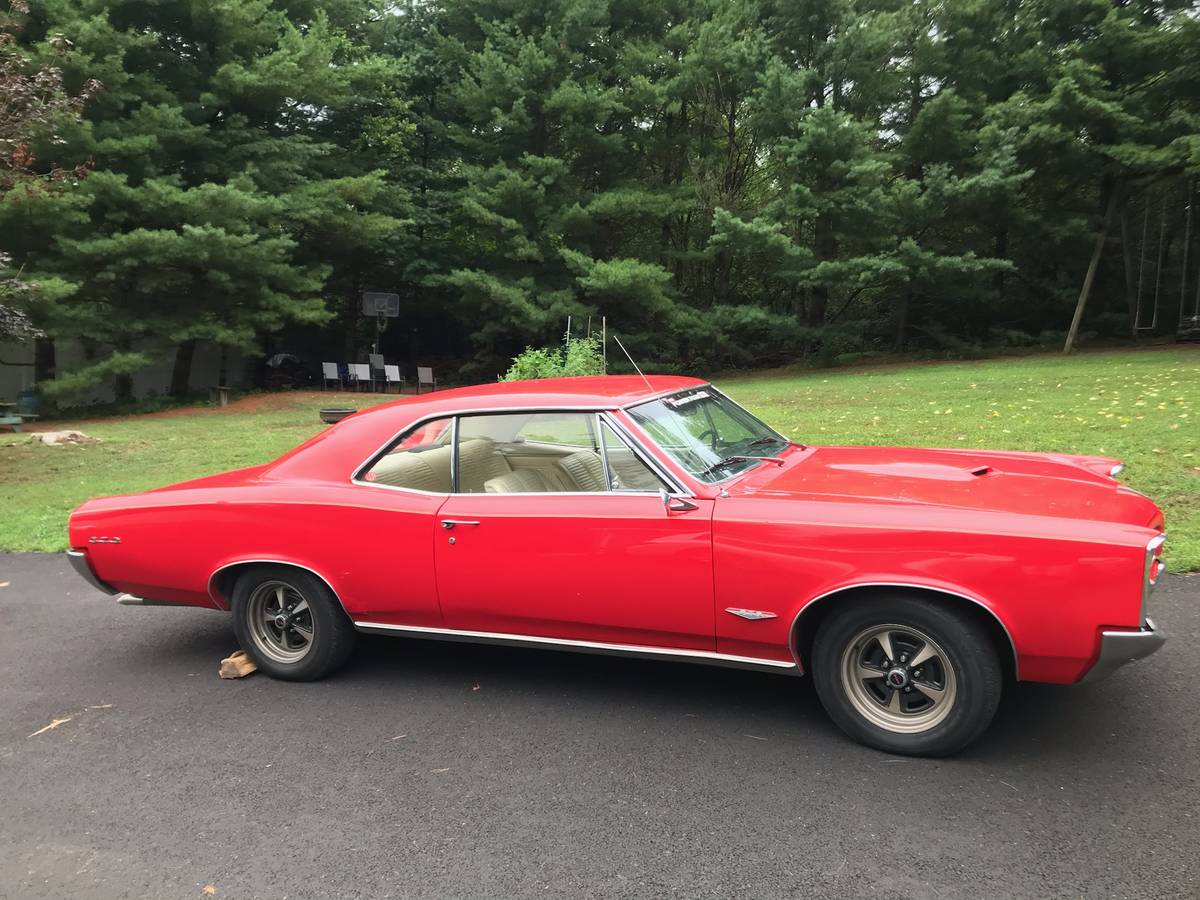 Pontiac-gto-1966-custom-6
