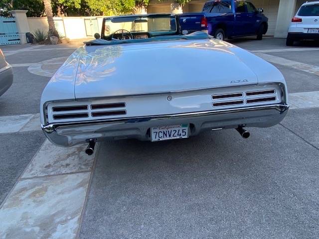 Pontiac-gto-1967-white-2